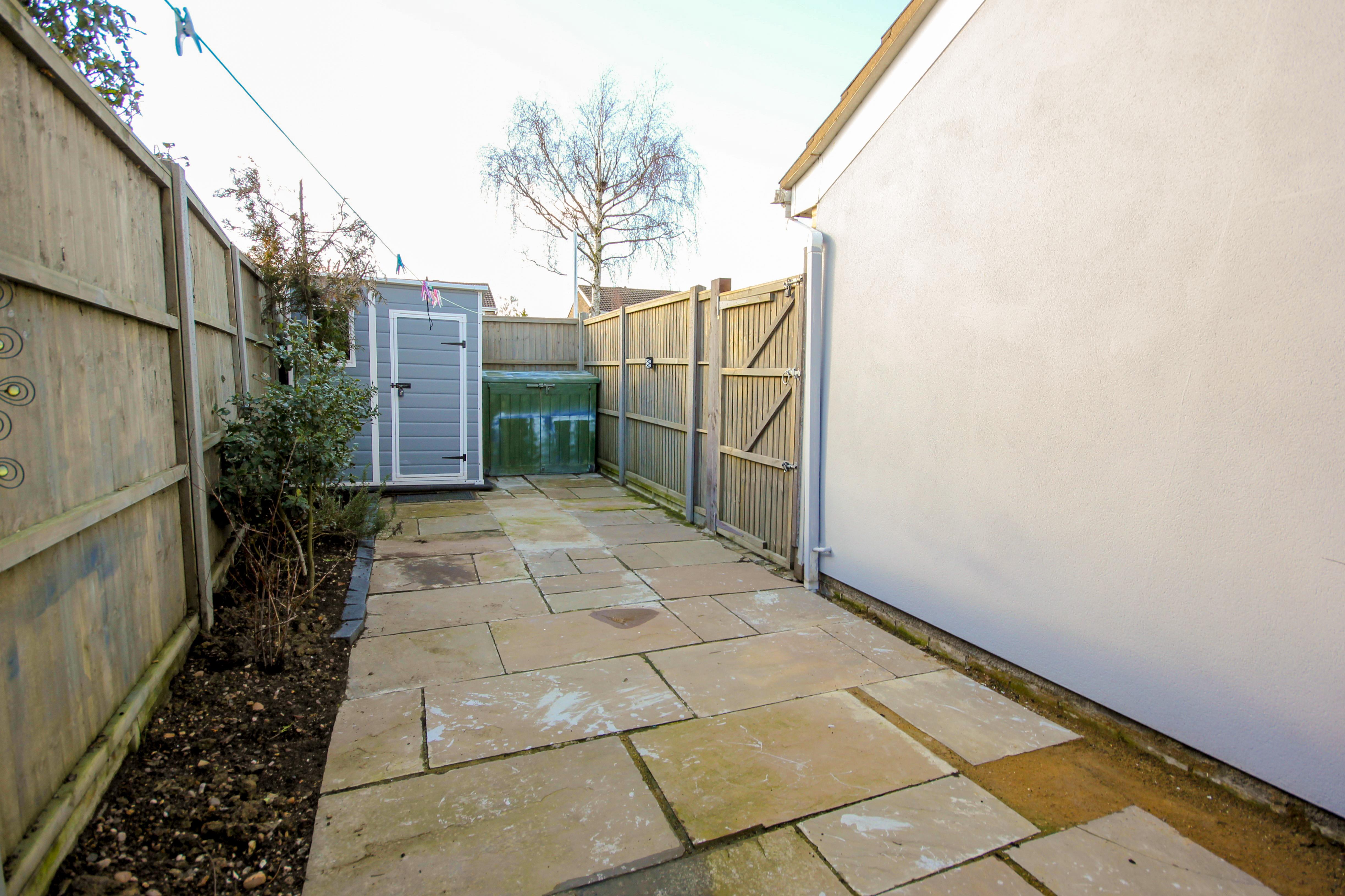 Carlton Close, Rushden Simpson & Weekley